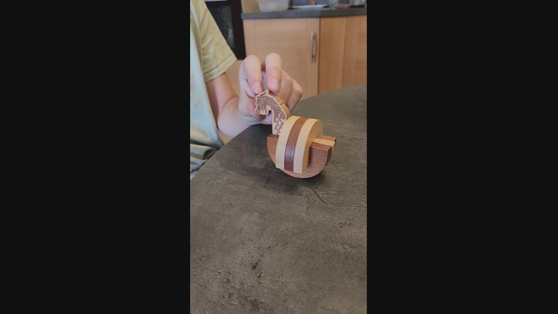 Aperçu vidéo Solution de Casse-Tête en bois : Bateau